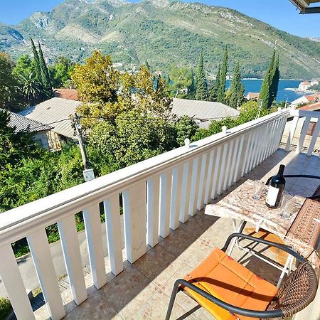 Apartment Rita Tivat Eksteriør bilde