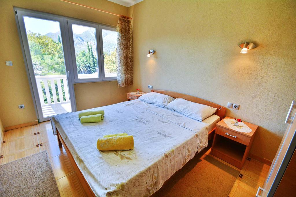 Apartment Rita Tivat Eksteriør bilde