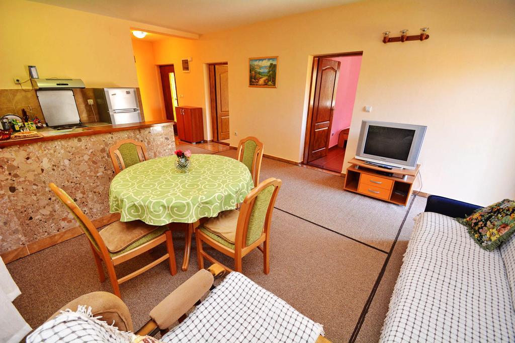 Apartment Rita Tivat Eksteriør bilde