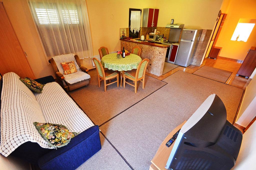 Apartment Rita Tivat Eksteriør bilde