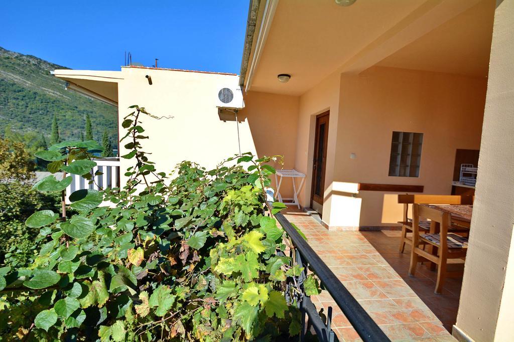 Apartment Rita Tivat Eksteriør bilde
